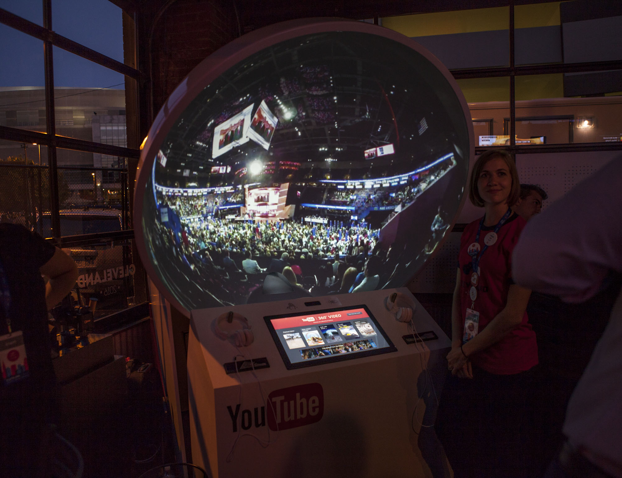 YouTube 360 Dome 4 by BRDG Studios