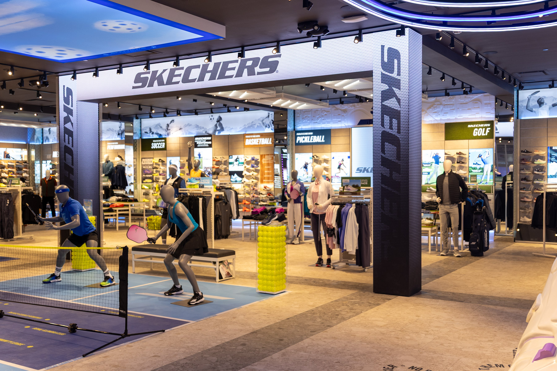 Skechers Flagship 5 by BRDG Studios