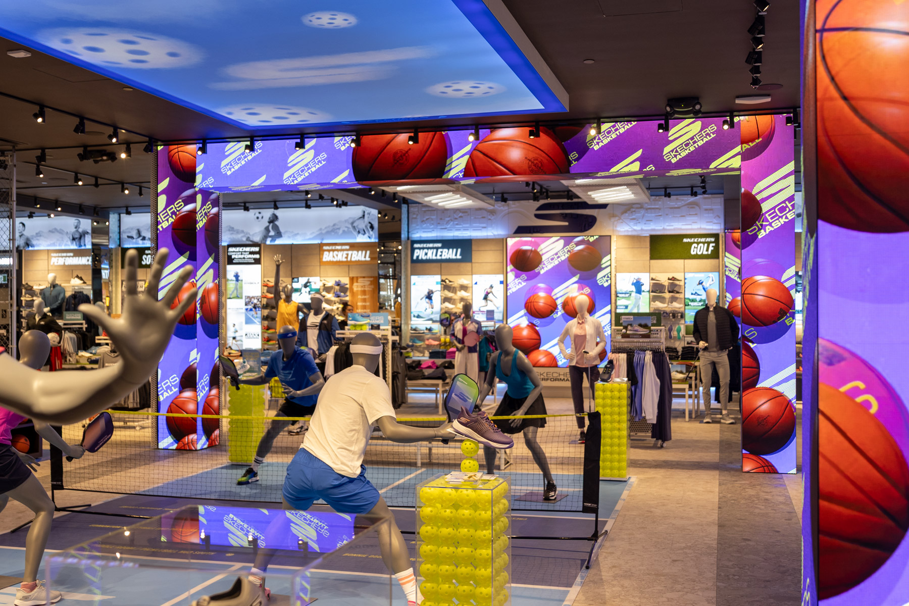 Skechers Flagship 7 by BRDG Studios